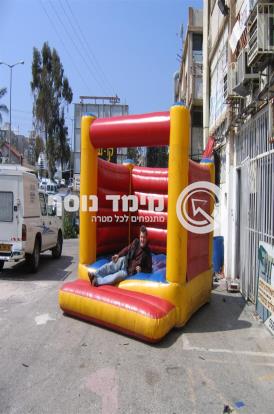 מתקן קפיצה - מיני עם מוט גישור